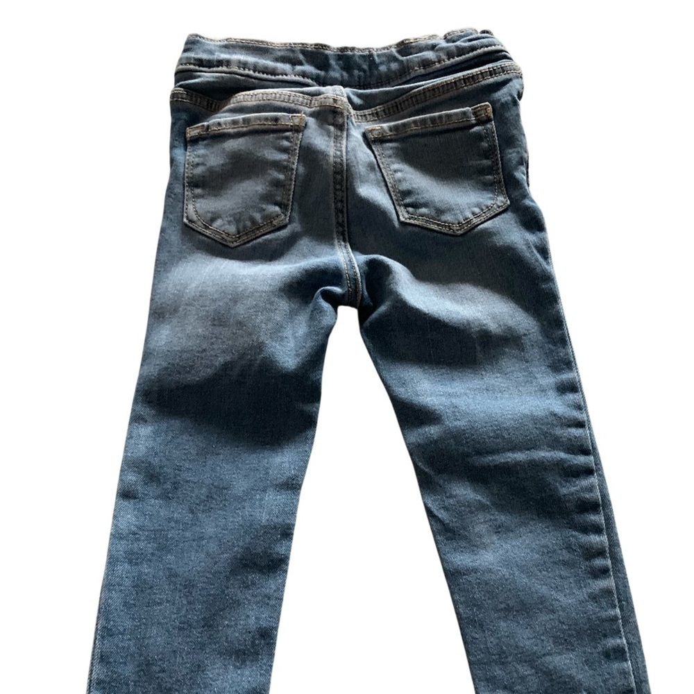 RIYAH’S CLOSET:  Skinny Jeans